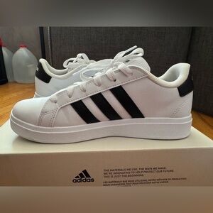 Adidas Grand Court 2.0